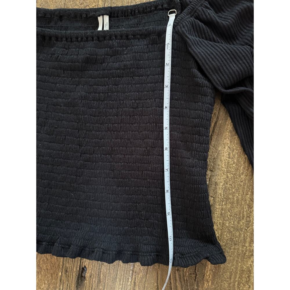 Anthropologie Black Smocked Puff-Sleeve Cropped Top Size S - Picture 8 of 10